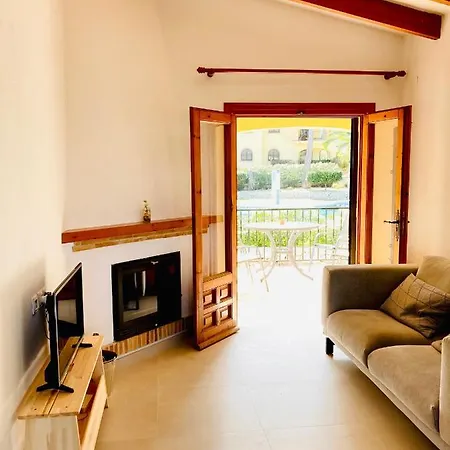 Apartamento Con Terraza En Complejo Con 2 Piscinas Moraira